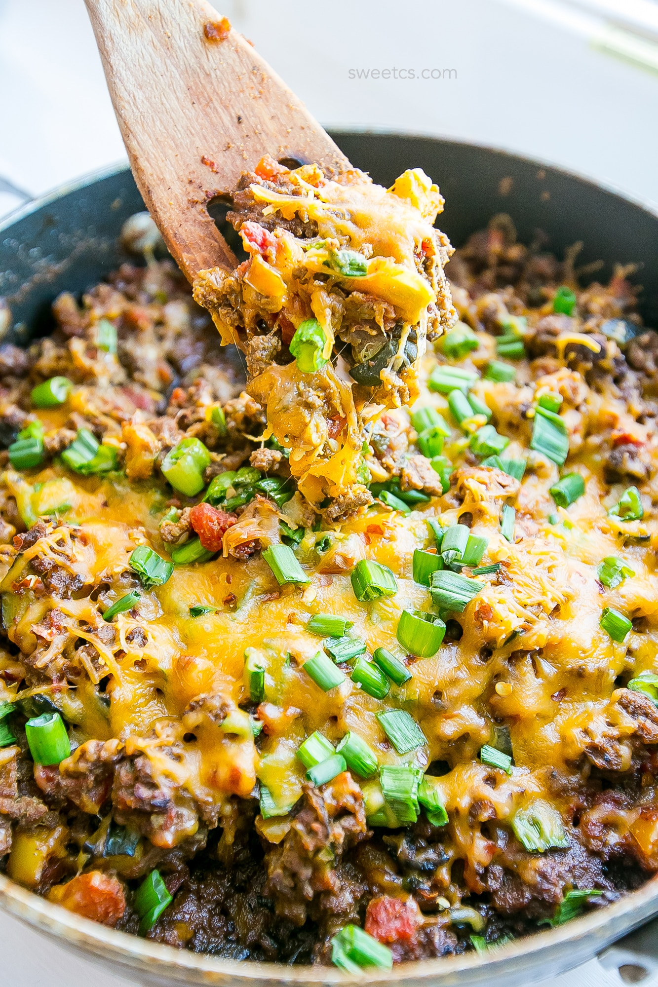 Low Carb Ground Beef Recipes Cream Cheese
 e Pot Cheesy Taco Skillet