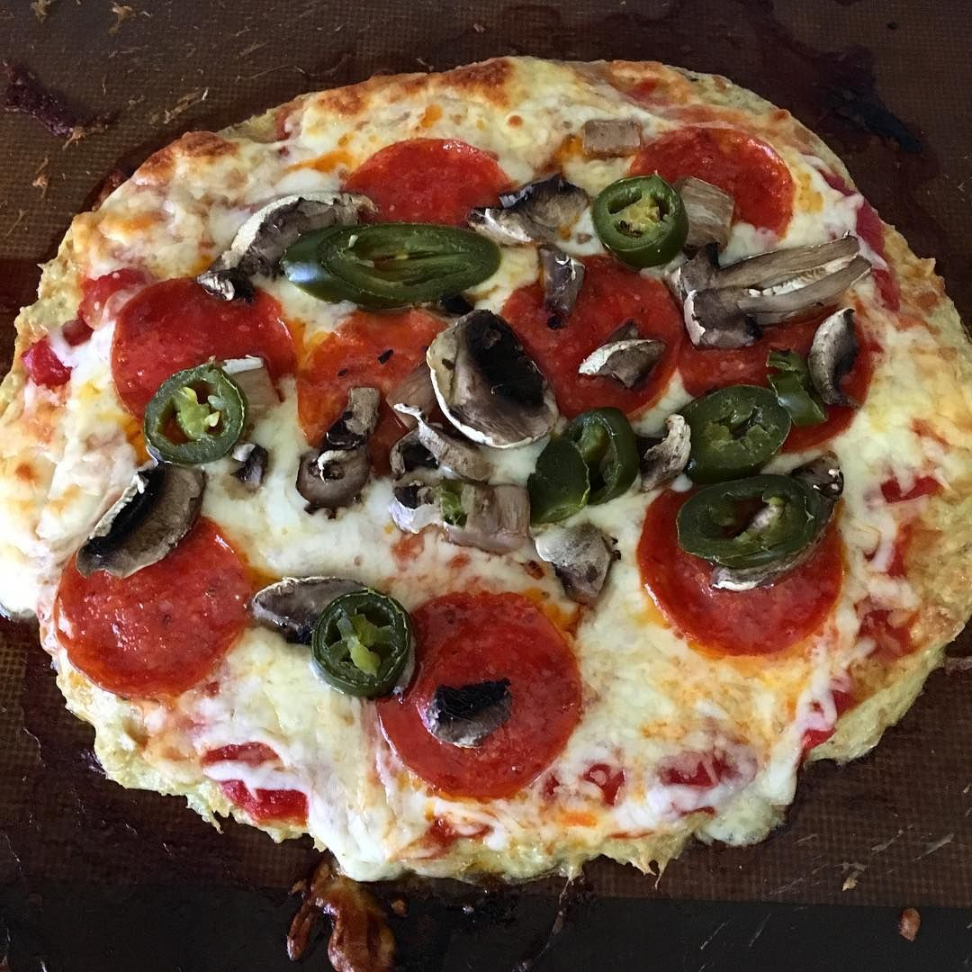 Low Carb Pizza Sauce Walmart
 Kelsey ️ on Instagram “Chicken crust pizza for lunch And