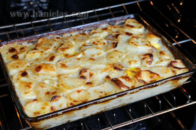 Low Fat Scalloped Potatoes
 Low Fat Scalloped Potatoes with Sauerkraut Sausage and