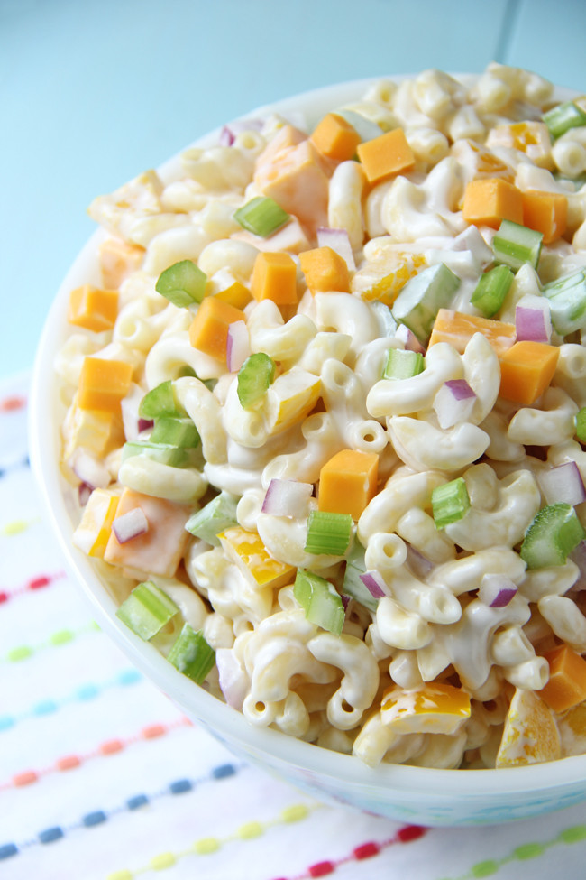 Macaroni Salad With Cheese Cubes
 Creamy Cheddar Macaroni Salad A Pretty Life In The Suburbs