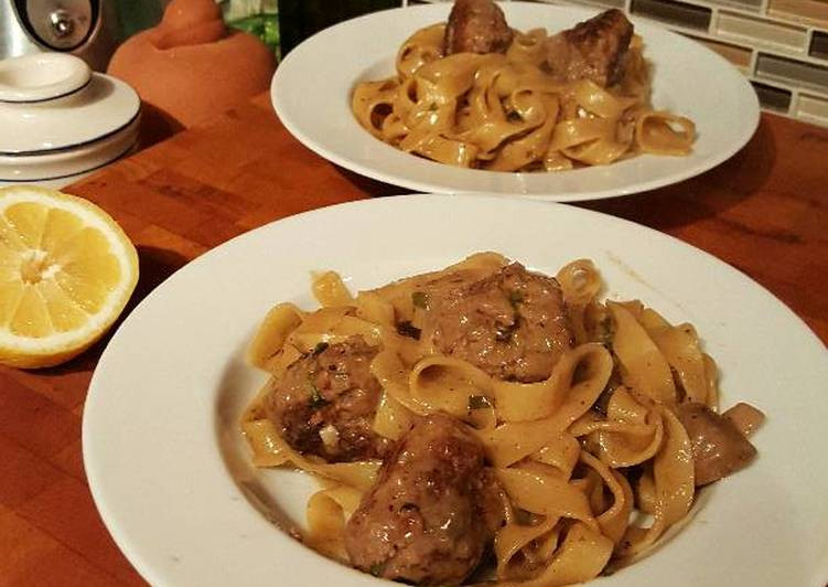 Meatballs And Egg Noodles
 Swedish Meatballs and Egg Noodles in a Creamy Sauce Recipe