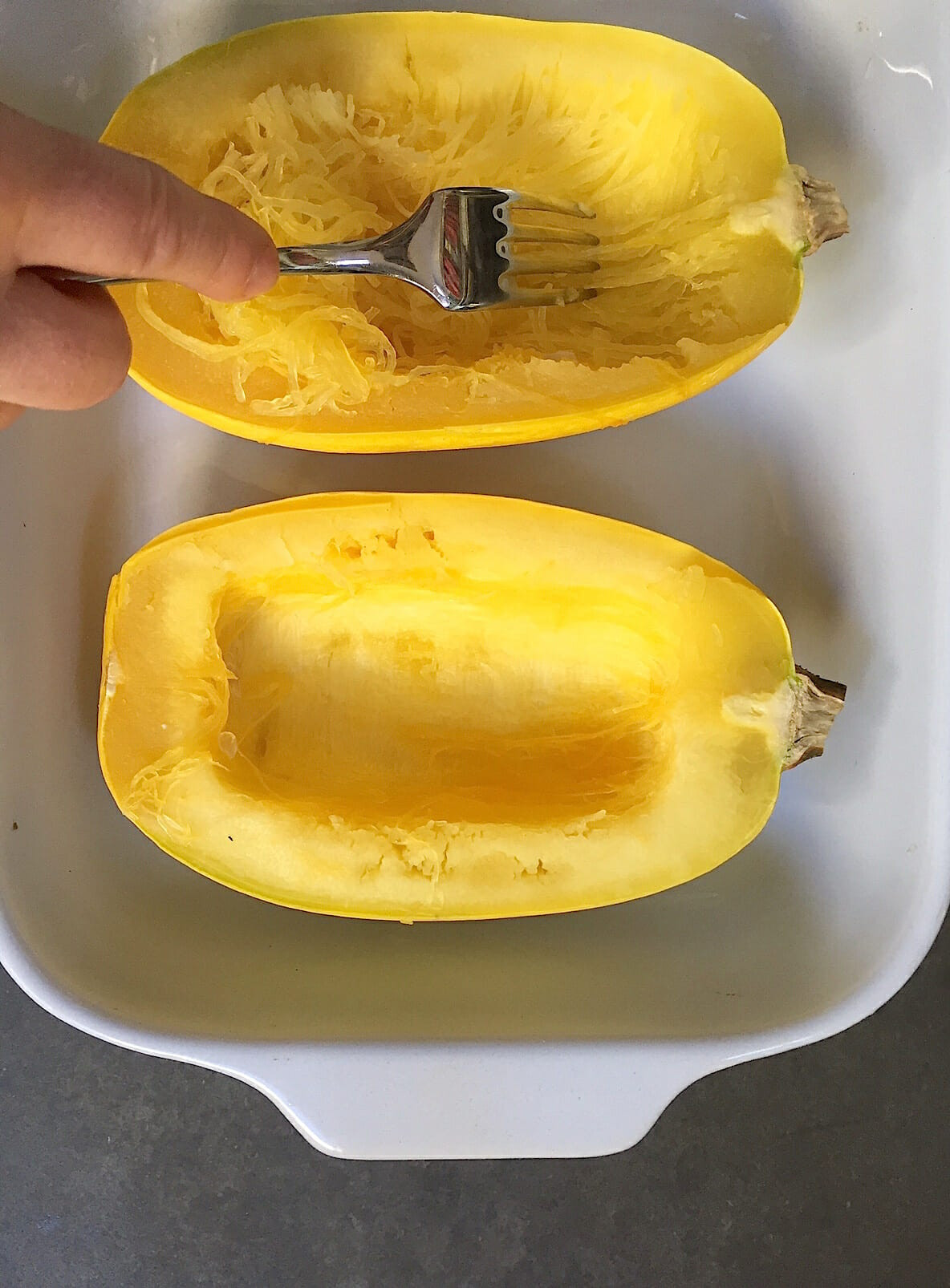 Microwaved Spaghetti Squash
 How to Cook Spaghetti Squash in the Microwave in just a