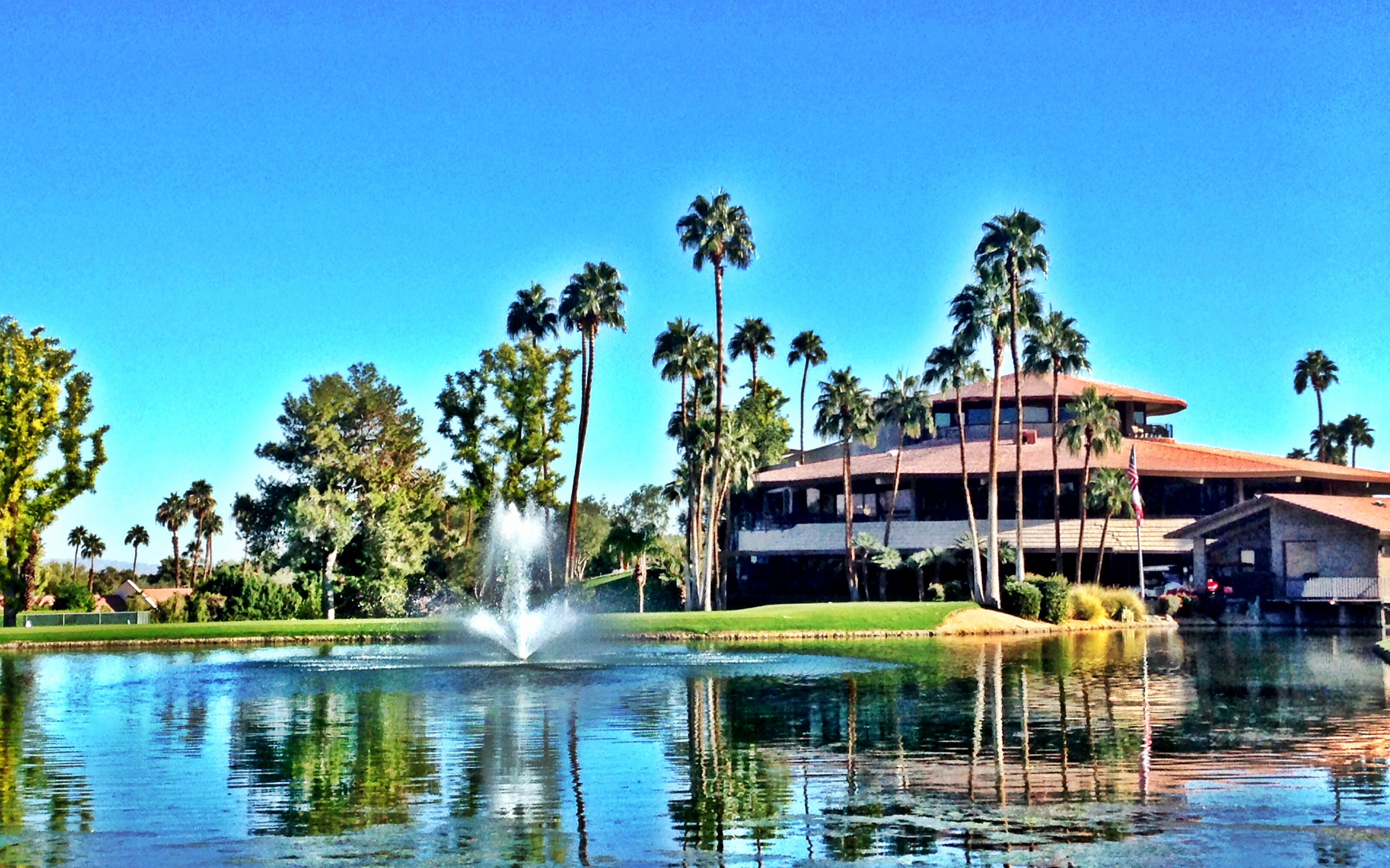 Palm Dessert Golf
 Avondale Golf Club Palm Desert California Golf course