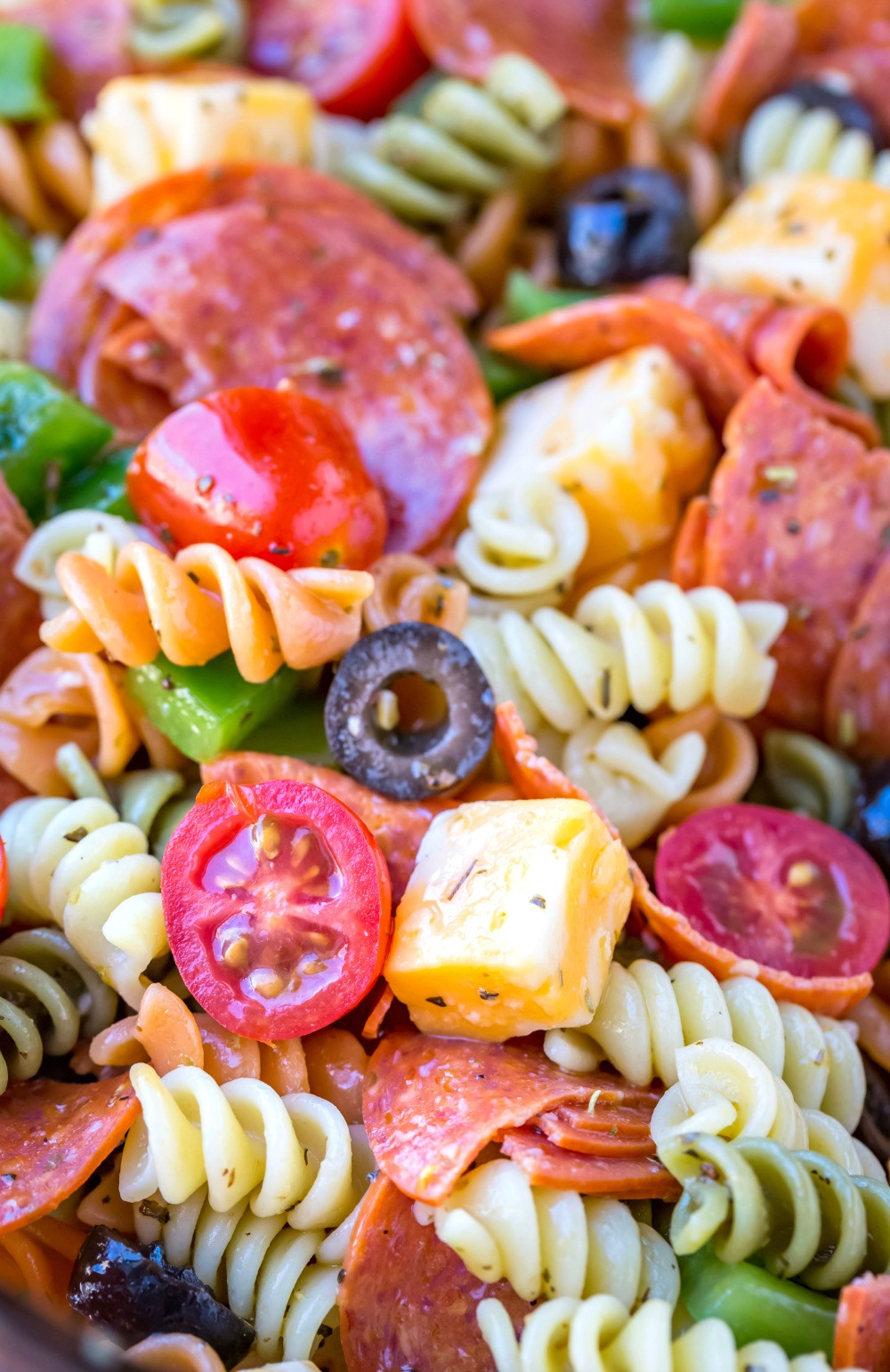 Pasta Salad With Cheese
 Easy Pasta Salad Recipe I Heart Eating