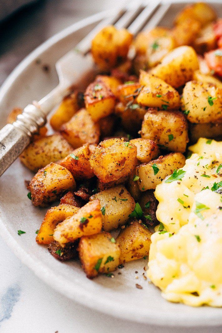 Potatoes Recipe For Breakfast
 Easy Skillet Breakfast Potatoes Recipe