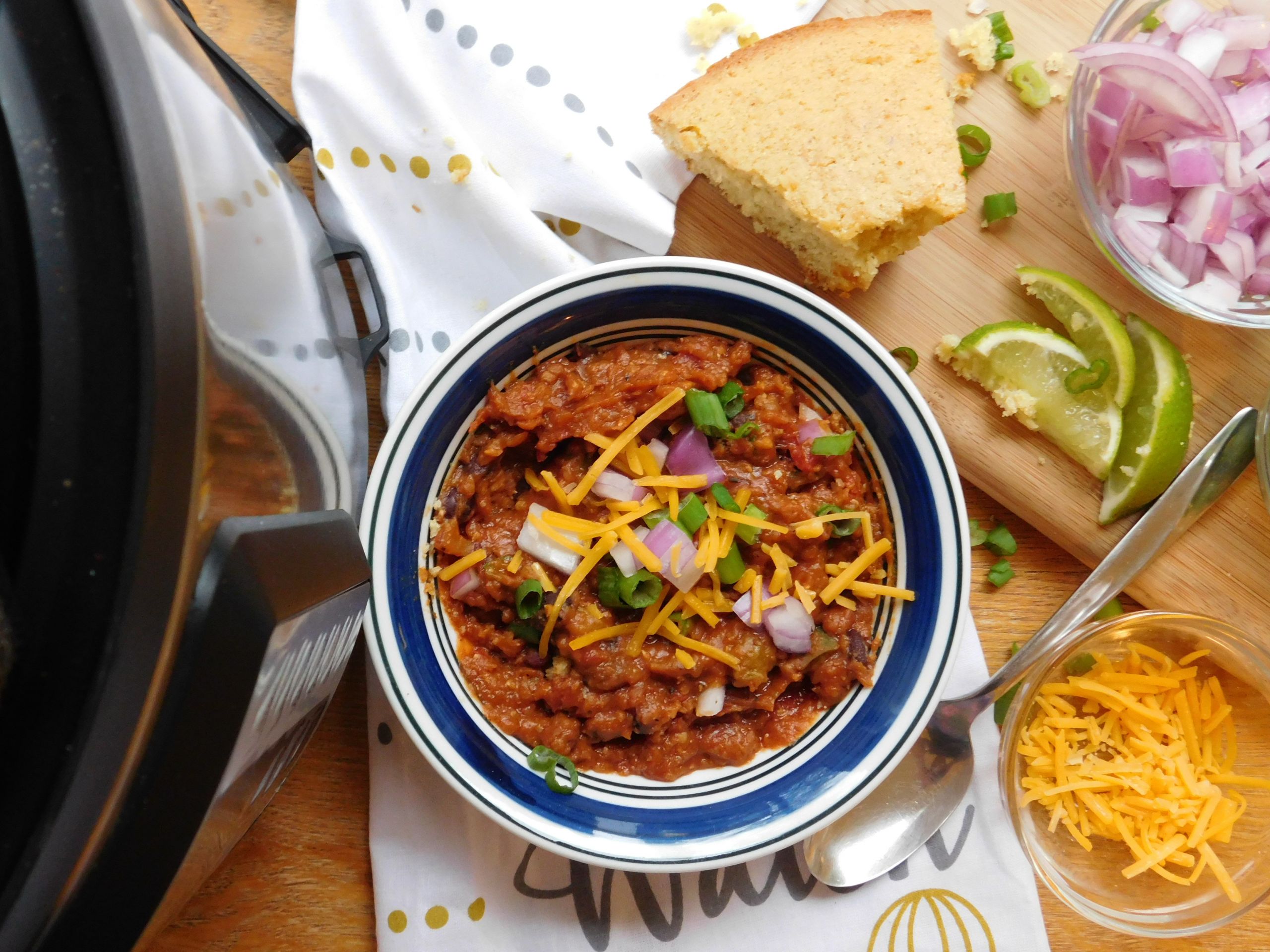 Pressure Cooker Vegetarian Chili
 Pressure Cooker Vegan Chili Made with Lentils and Beans