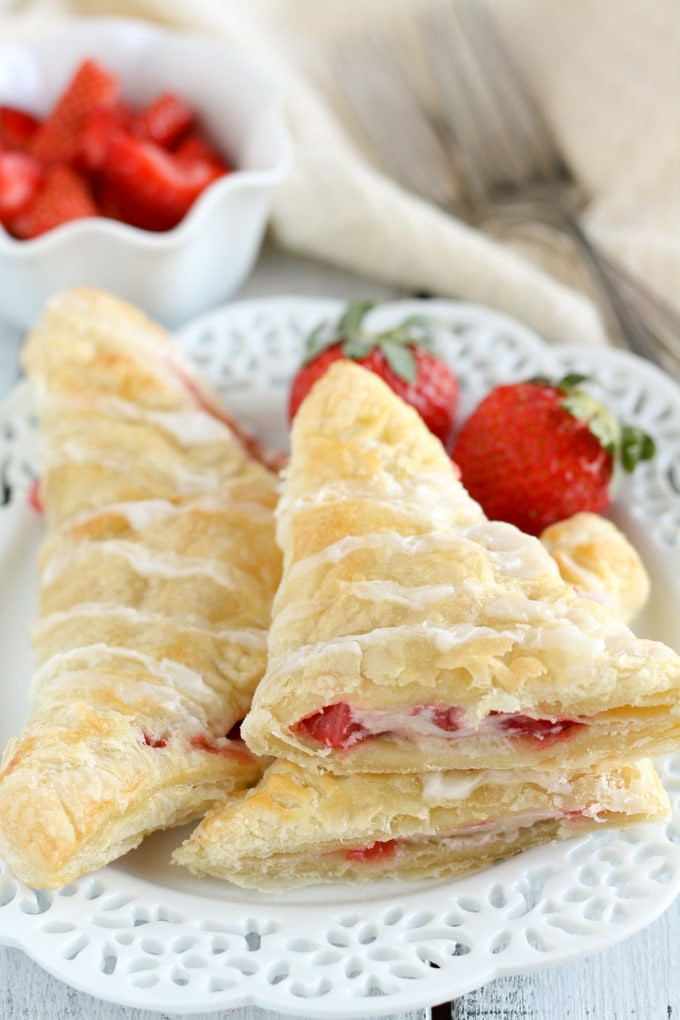 Puff Pastry Desserts With Cream Cheese
 Strawberry Cream Cheese Turnovers Live Well Bake ten