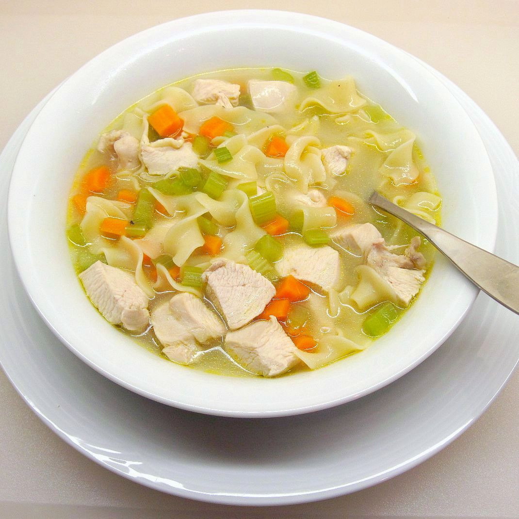 Quick Chicken Noodle Soup
 Quick and Easy Chicken Noodle Soup