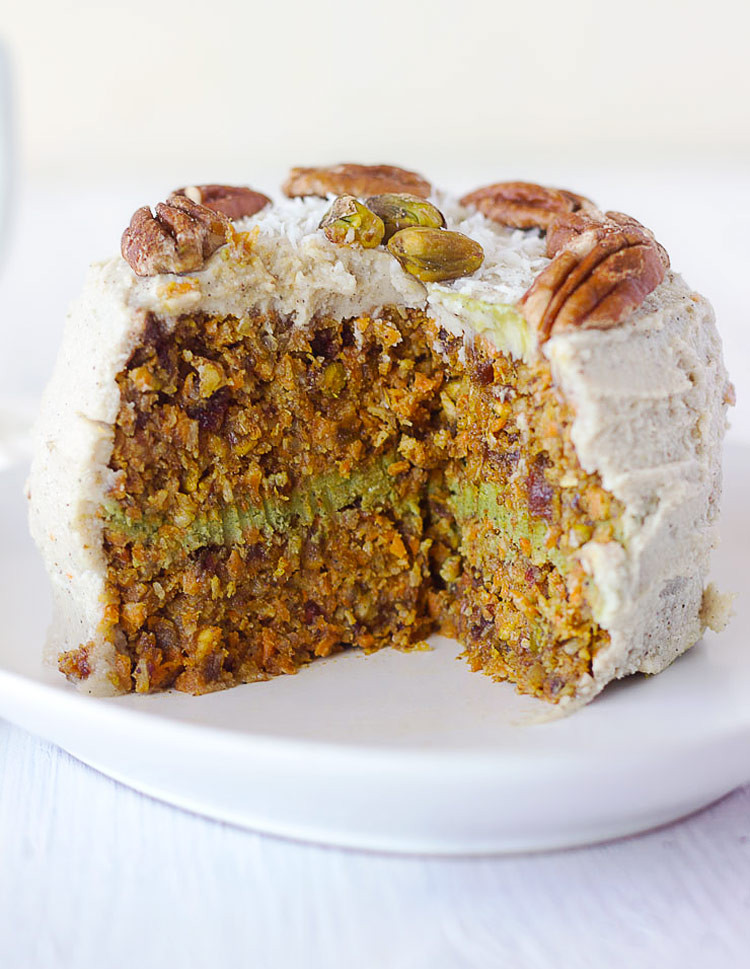 Raw Vegan Carrot Cake
 Raw Carrot Cake with Coconut Matcha Frosting Sprinkle of