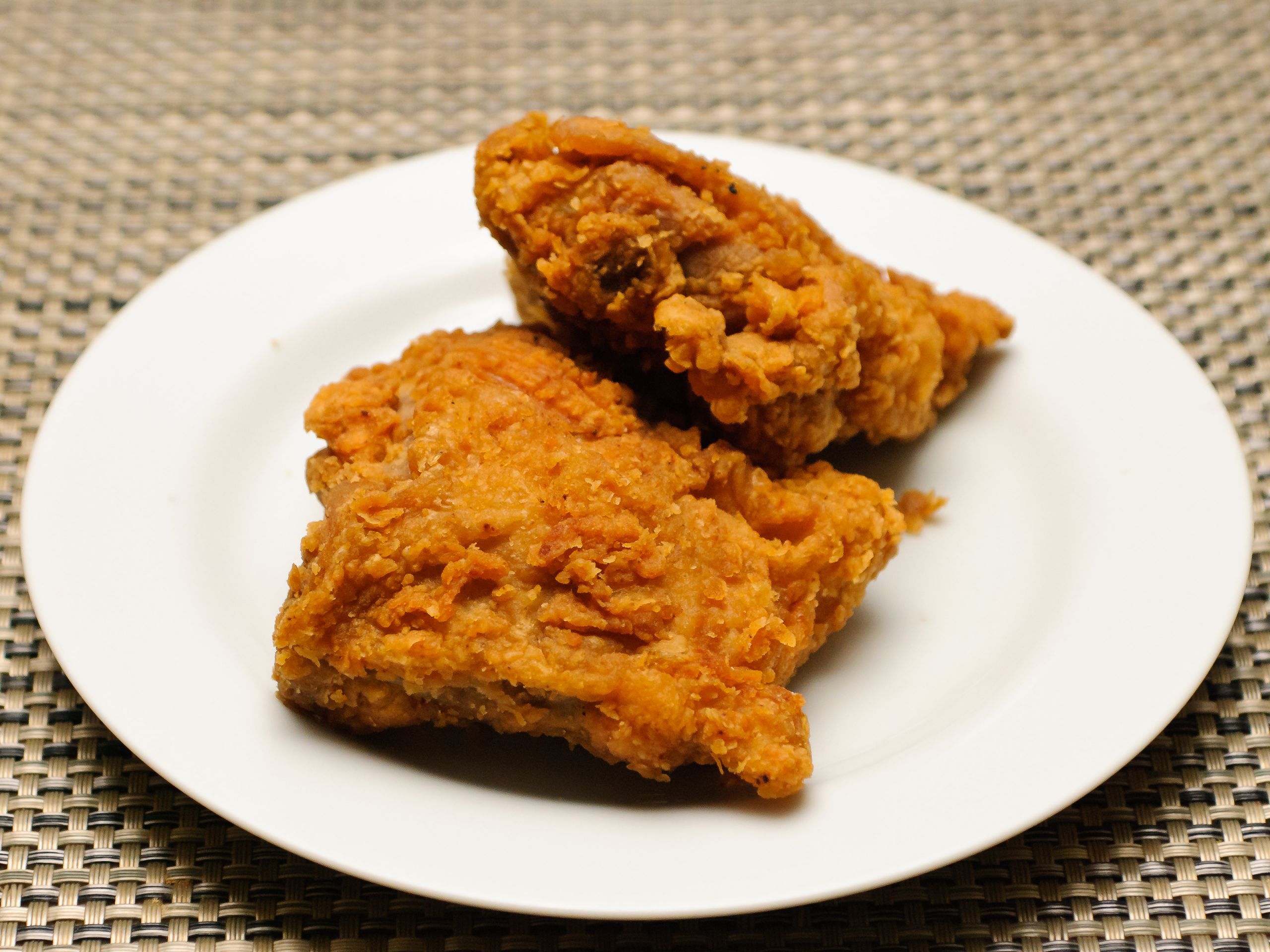Reheat Fried Chicken In Oven
 3 Easy Ways to Reheat Fried Chicken wikiHow