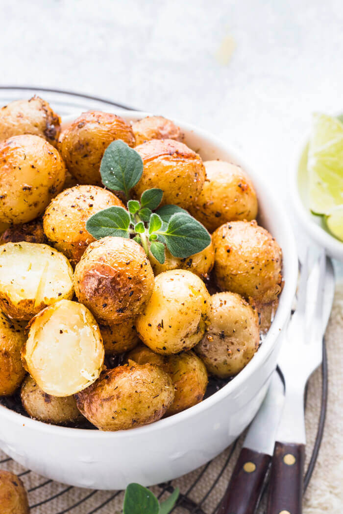 Roasted Potatoes In Instant Pot
 Instant Pot Garlic Herb Roasted Potatoes Video Tutorial