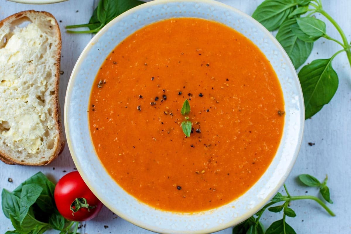 Roasted Red Pepper And Tomato Soup
 Roasted Red Pepper and Tomato Soup Hungry Healthy Happy