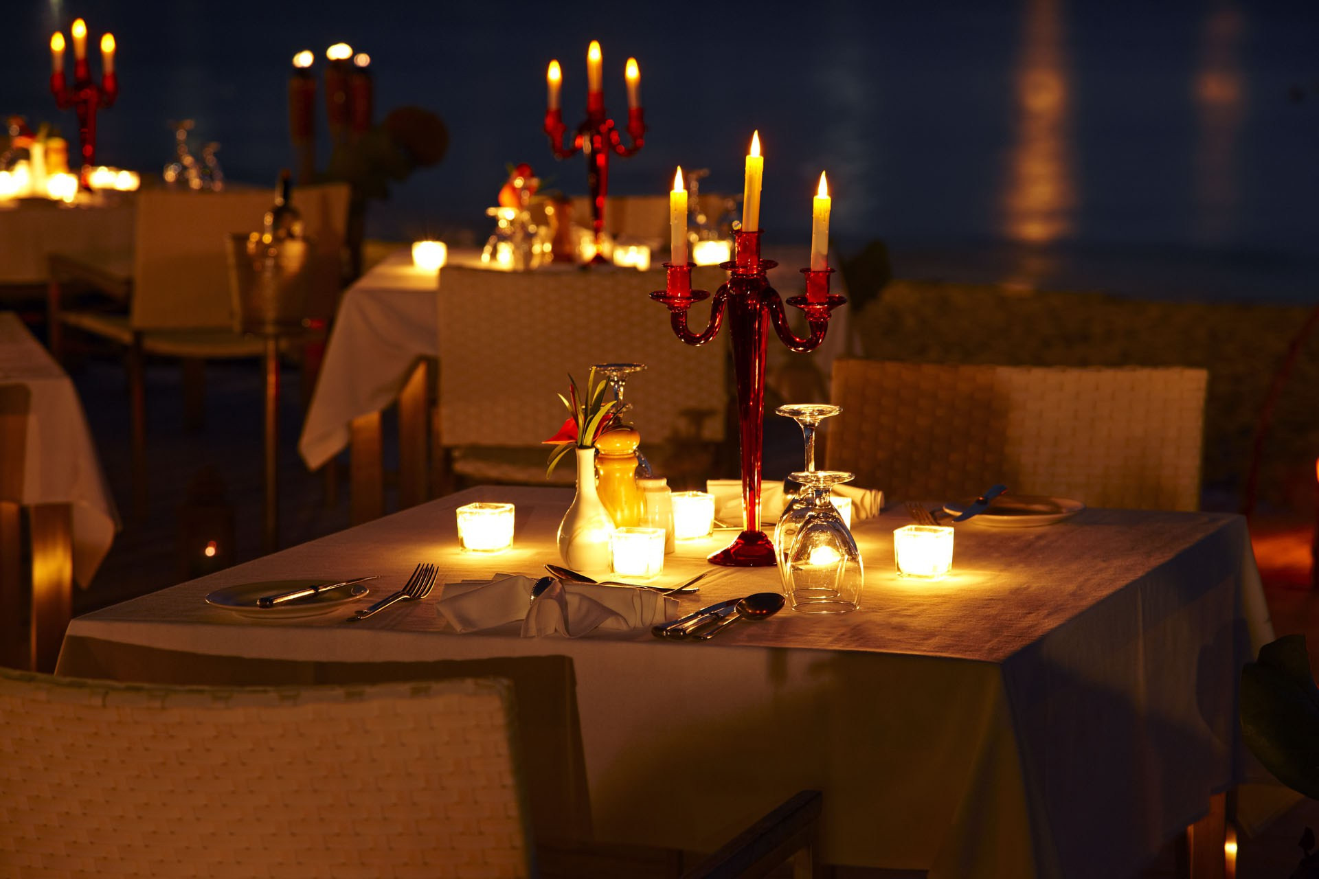 Romantic Dinner Date Ideas
 What Happened To Dinner Dates