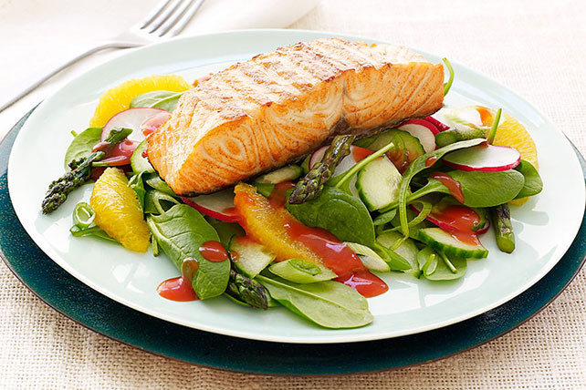 Salmon And Salad
 CATALINA Grilled Salmon Salad Recipe My Food and Family