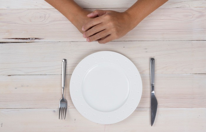 Skipping Dinner To Lose Weight
 Every Time You Skip A Meal this is What Happens to Your