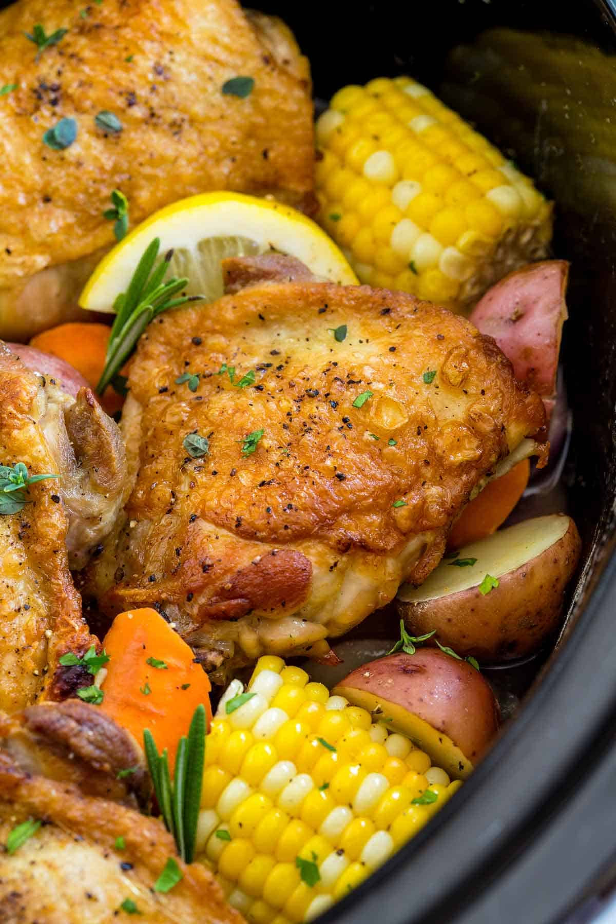 Slow Cook Chicken Thighs
 Slow Cooker Chicken Thighs with Ve ables Jessica Gavin