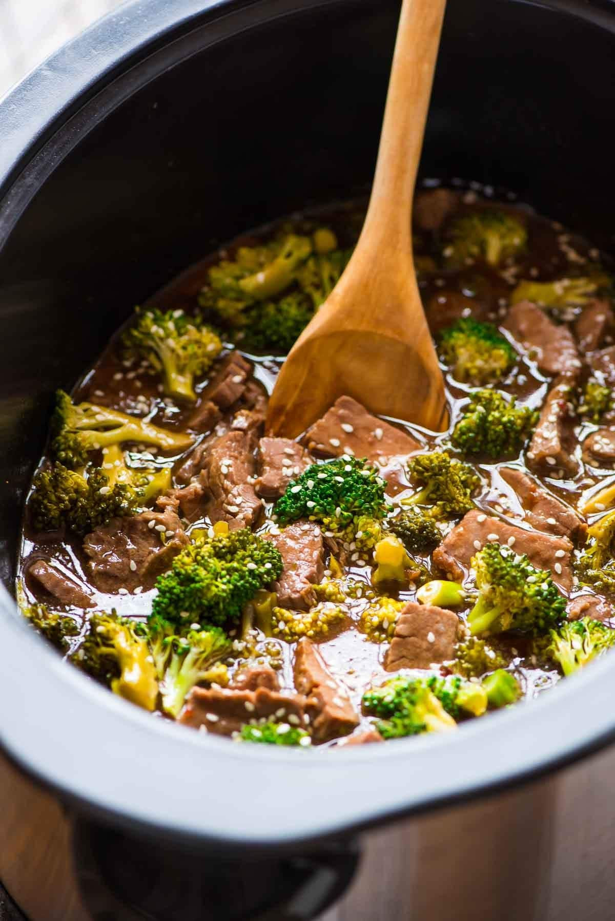 Slow Cooker Broccoli Beef
 Crockpot Beef and Broccoli – WellPlated