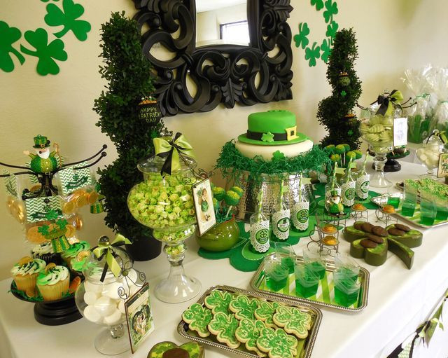 St Patrick Day Party Ideas For Adults
 St Patrick s Day Birthday Party Ideas