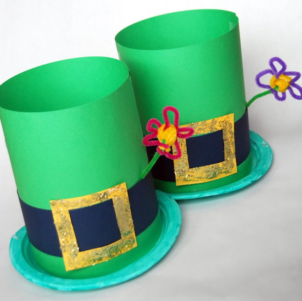 St Patrick's Day Crafts Pinterest
 Four Cheap St Patrick s Day Crafts For Kids