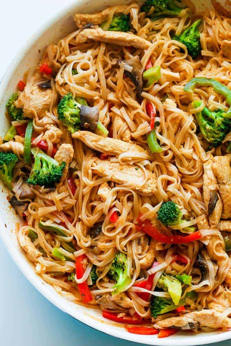 Stir Fry Rice Noodles
 Chicken Stir Fry with Rice Noodles 30 minute meal