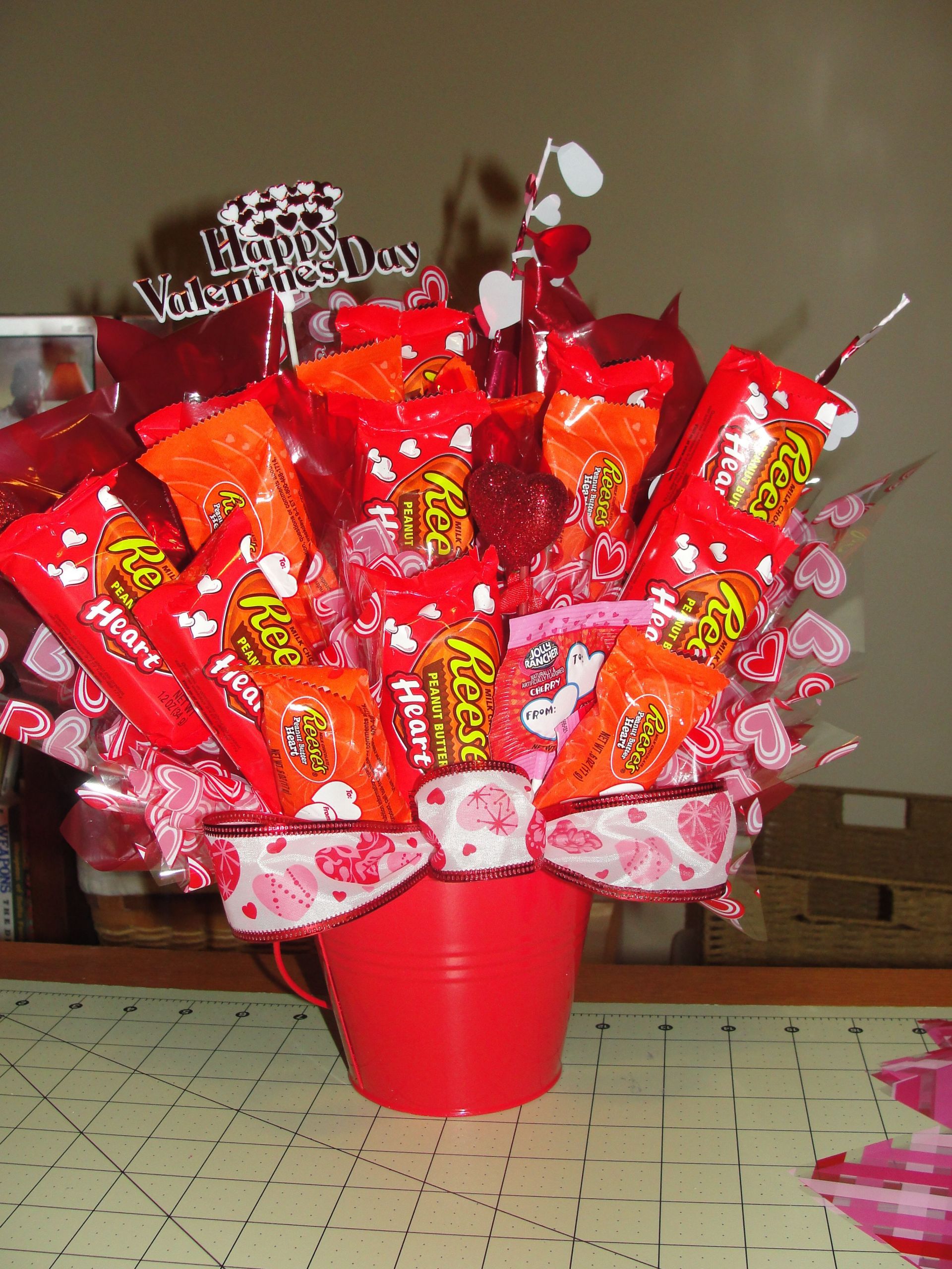 Valentines Day Candy Crafts
 Reece s Valentines Day Bouquet