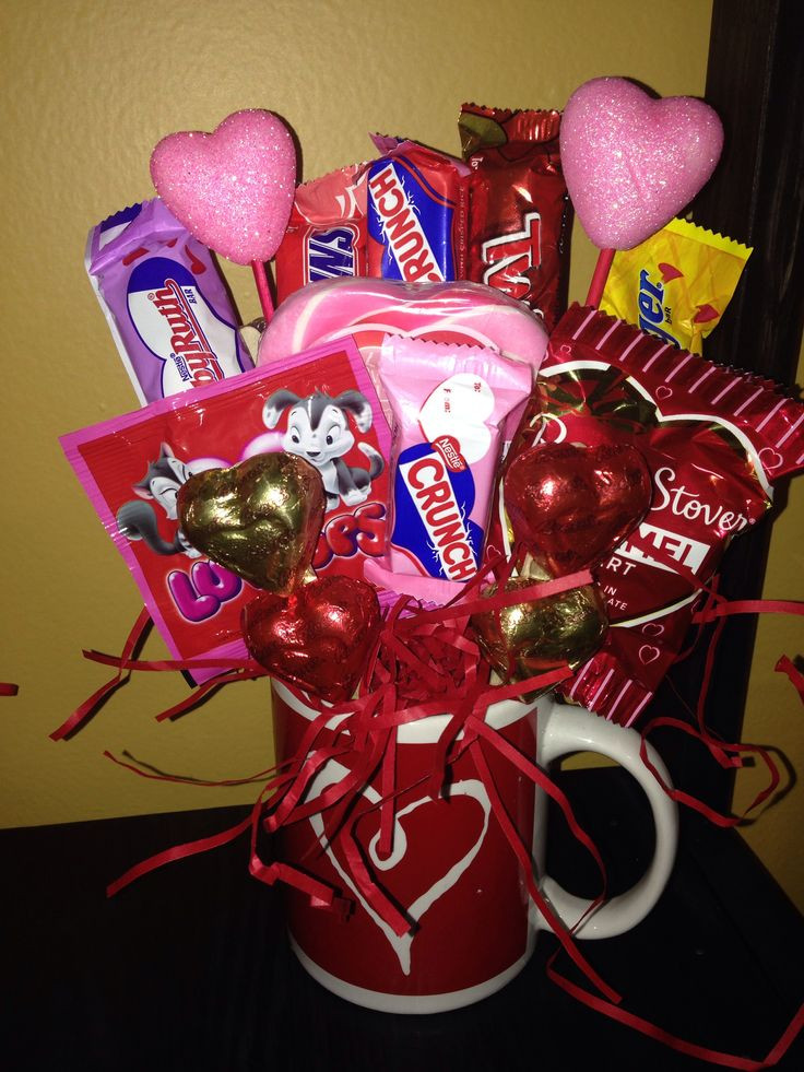 Valentines Day Candy Crafts
 Valentines ️ mug candy bouquet