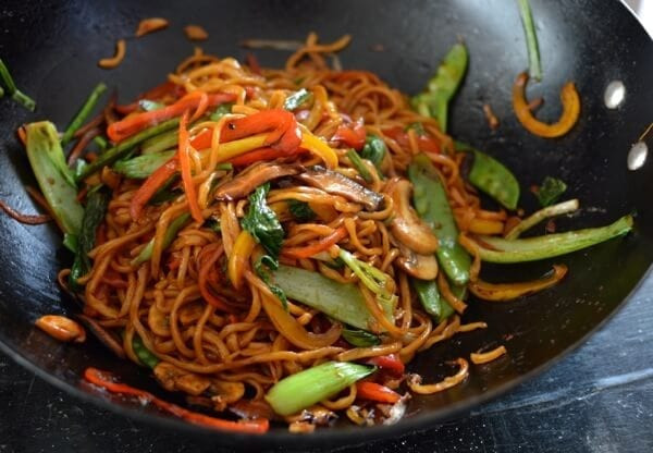 Vegan Lo Mein Recipes
 Ve able Lo Mein The Woks of Life