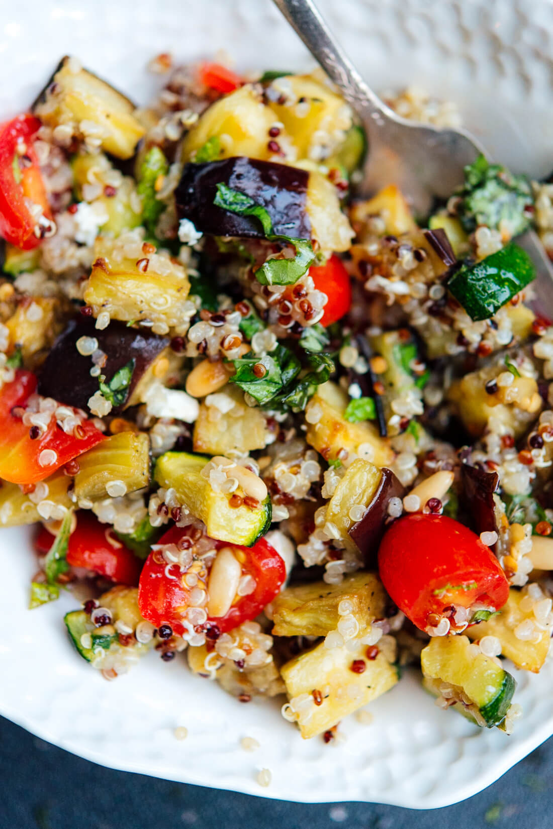 Vegan Quinoa Salad Recipes
 Mediterranean Quinoa Salad with Roasted Ve ables