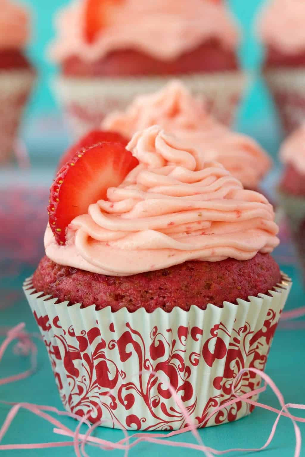 Vegan Strawberry Cupcakes Inspirational Vegan Strawberry Cupcakes Loving It Vegan