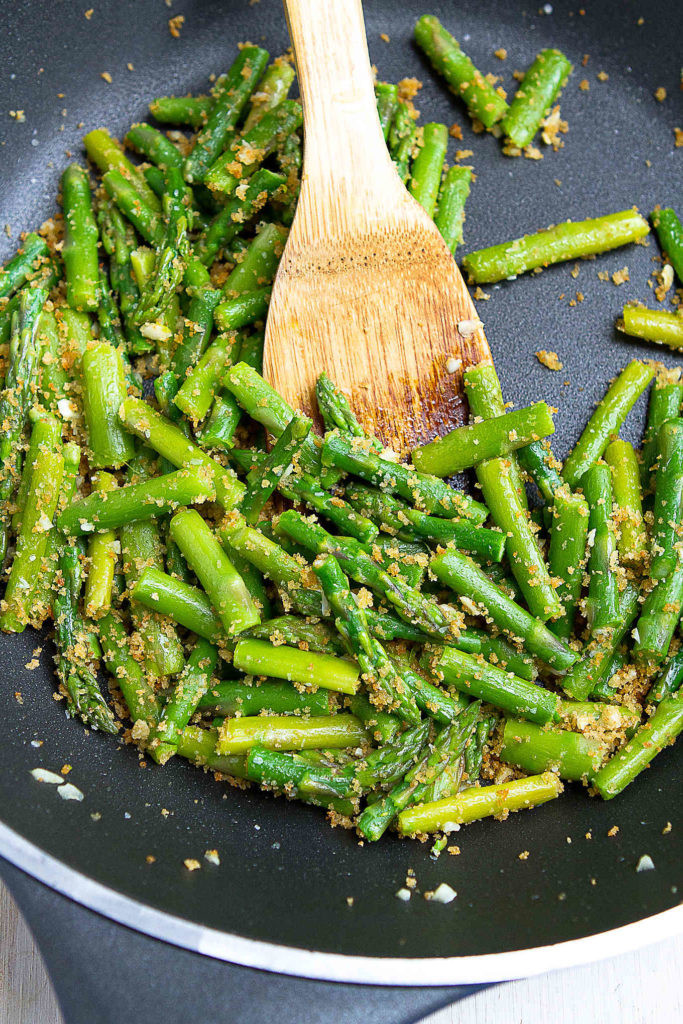 Vegetarian Asparagus Recipe
 Sautéed Asparagus with Garlic Breadcrumbs Cookin Canuck