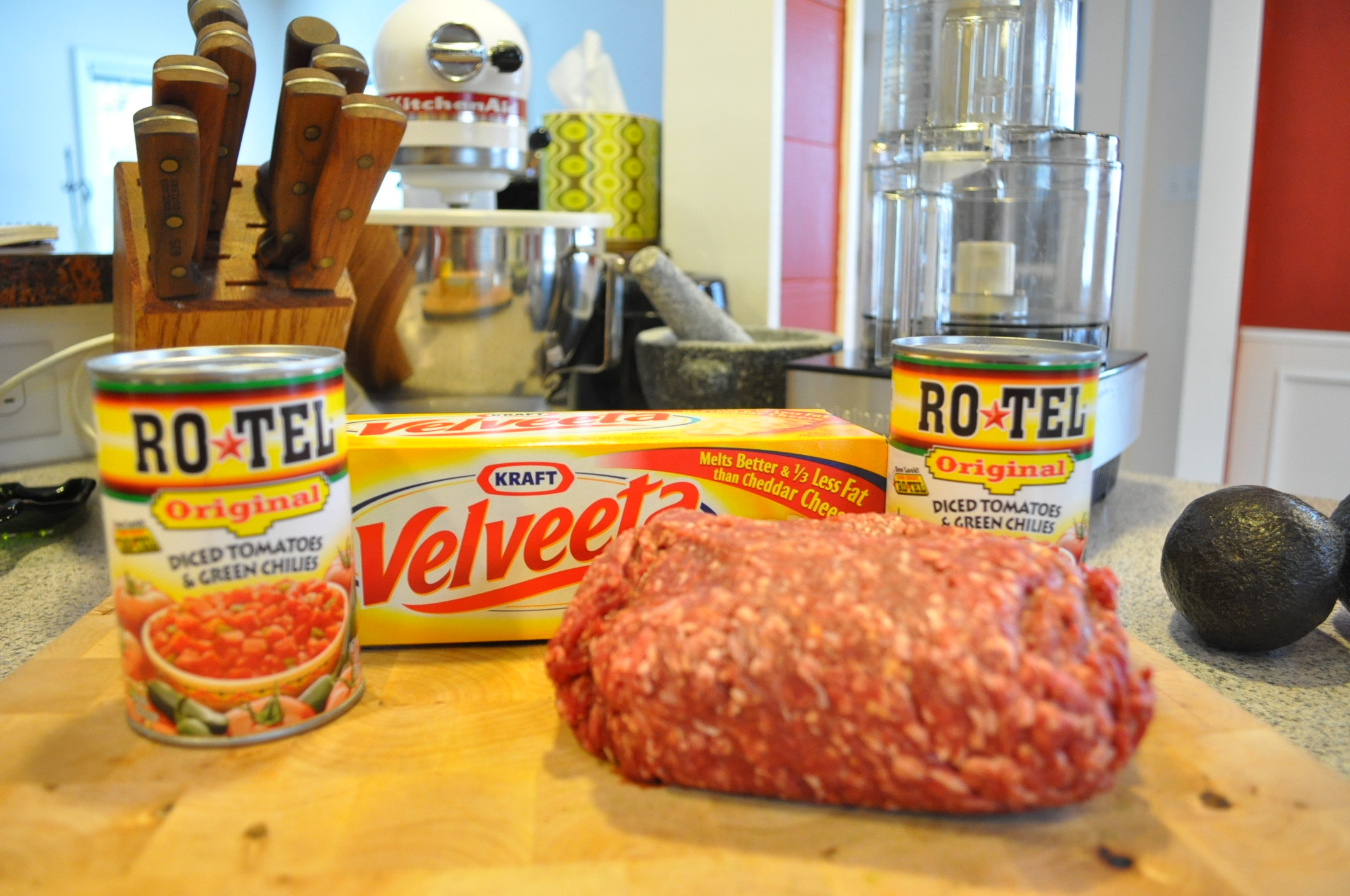 Velveeta Ground Beef Dip
 velveeta queso dip with ground beef and rotel
