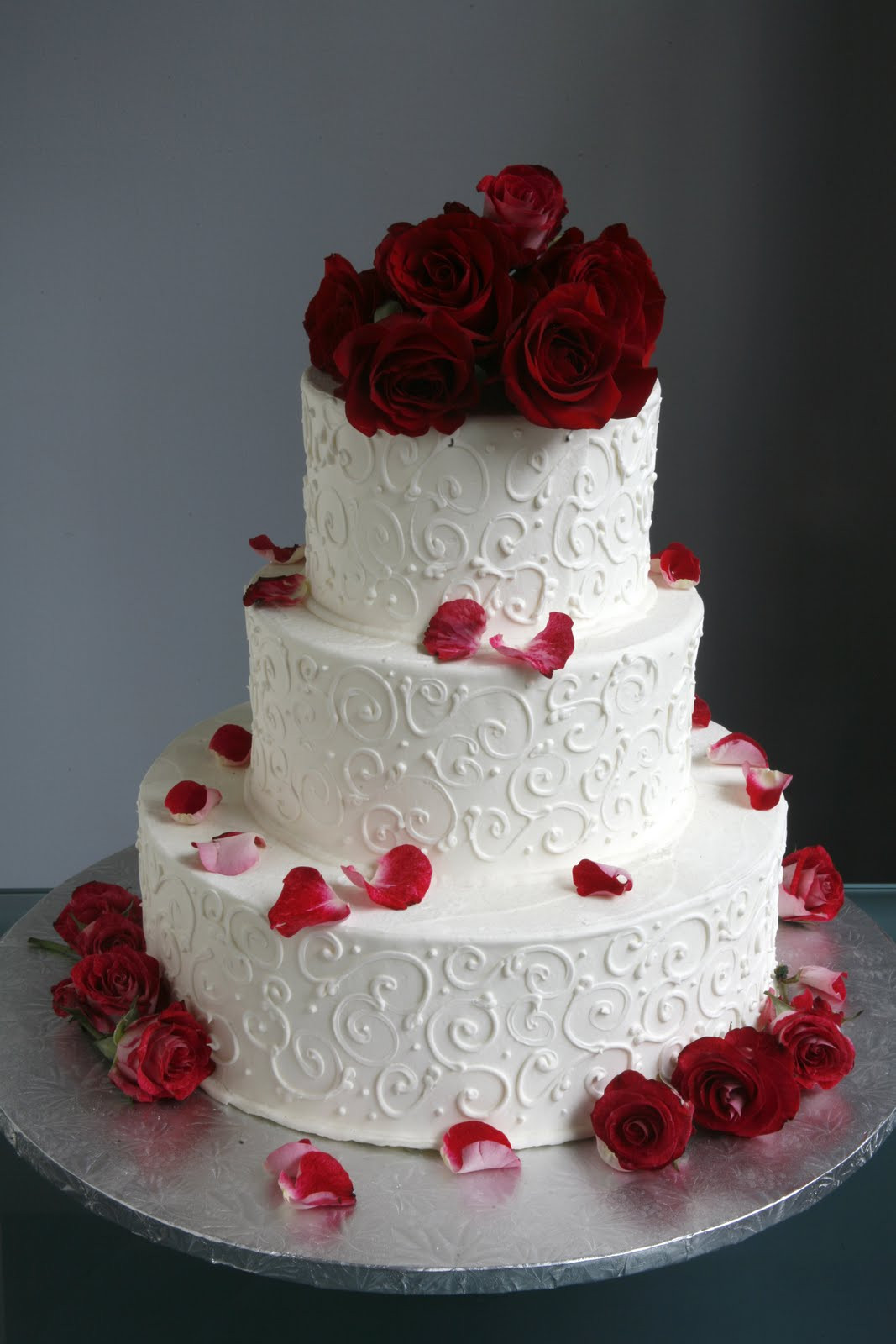 Wedding Cakes With Flowers
 A Simple Cake Wedding Cake with Fresh Flowers From
