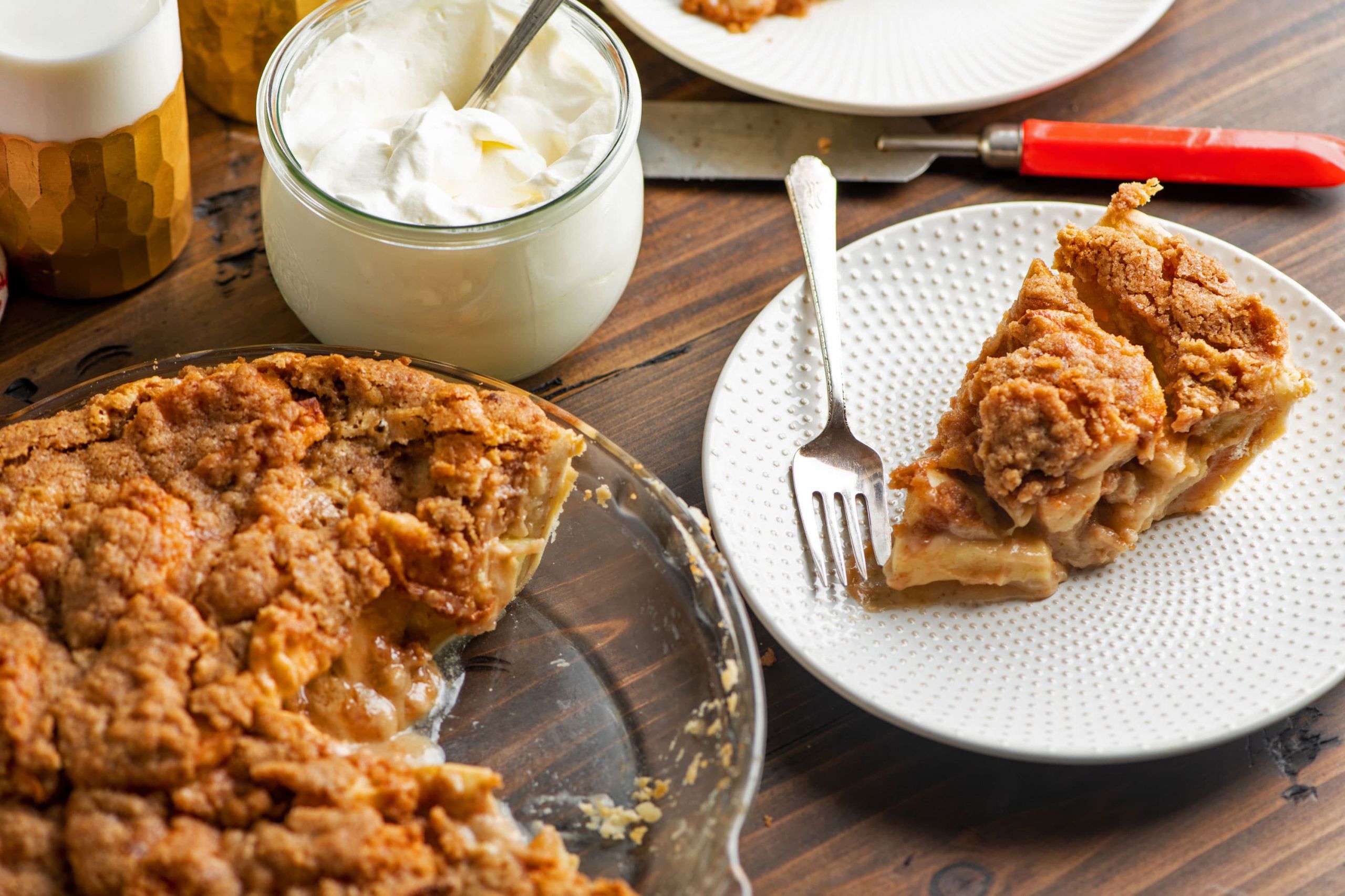 World'S Best Apple Pie
 The Best Streusel Apple Pie Recipe Ever — The Mom 100