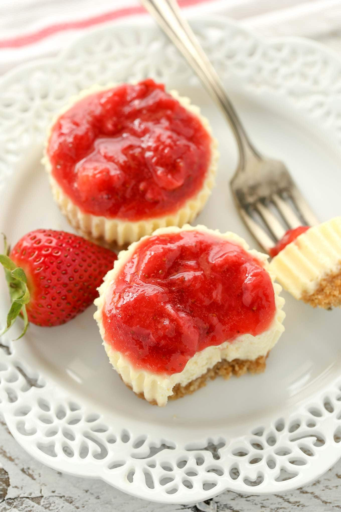 Best Mini Cheesecake Recipe
 Mini Strawberry Cheesecakes Live Well Bake ten