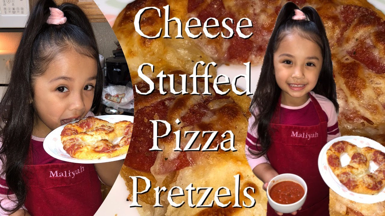 Cheese-Stuffed Pizza Pretzels
 