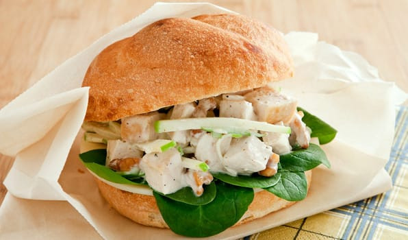 Chicken Salad Recipe With Apples
 Recipe Chicken Salad Sandwich with Apples and Walnuts