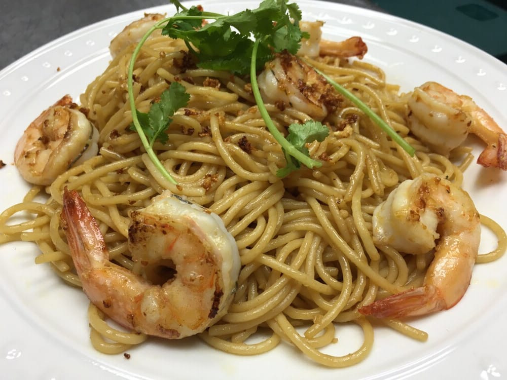 Garlic Noodles With Shrimp
 Signature Dessert e of Best Restaurant in Laguna