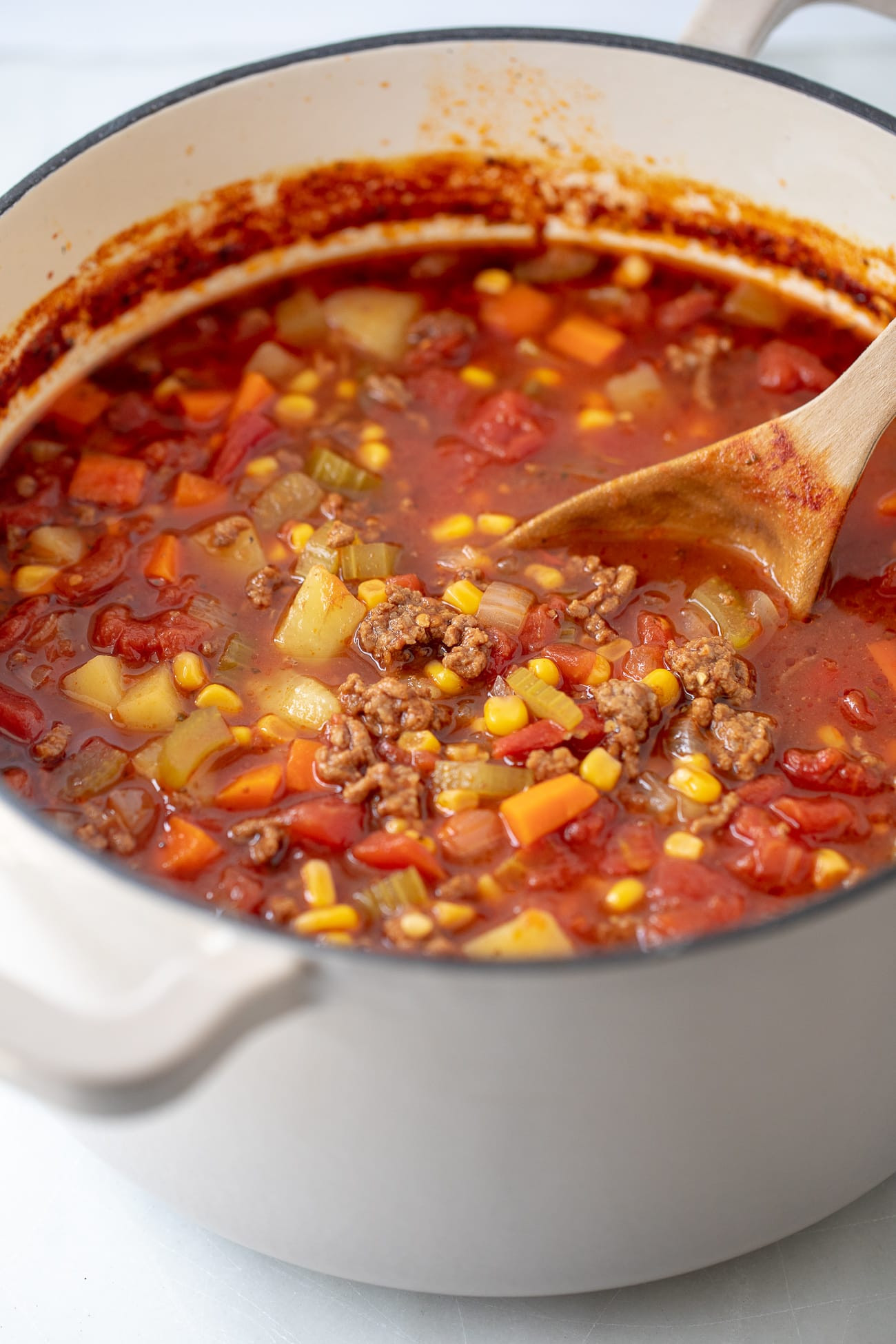Ground Beef Vegetable Soup
 Easy Hamburger Soup Recipe Ground Beef and Ve able Soup