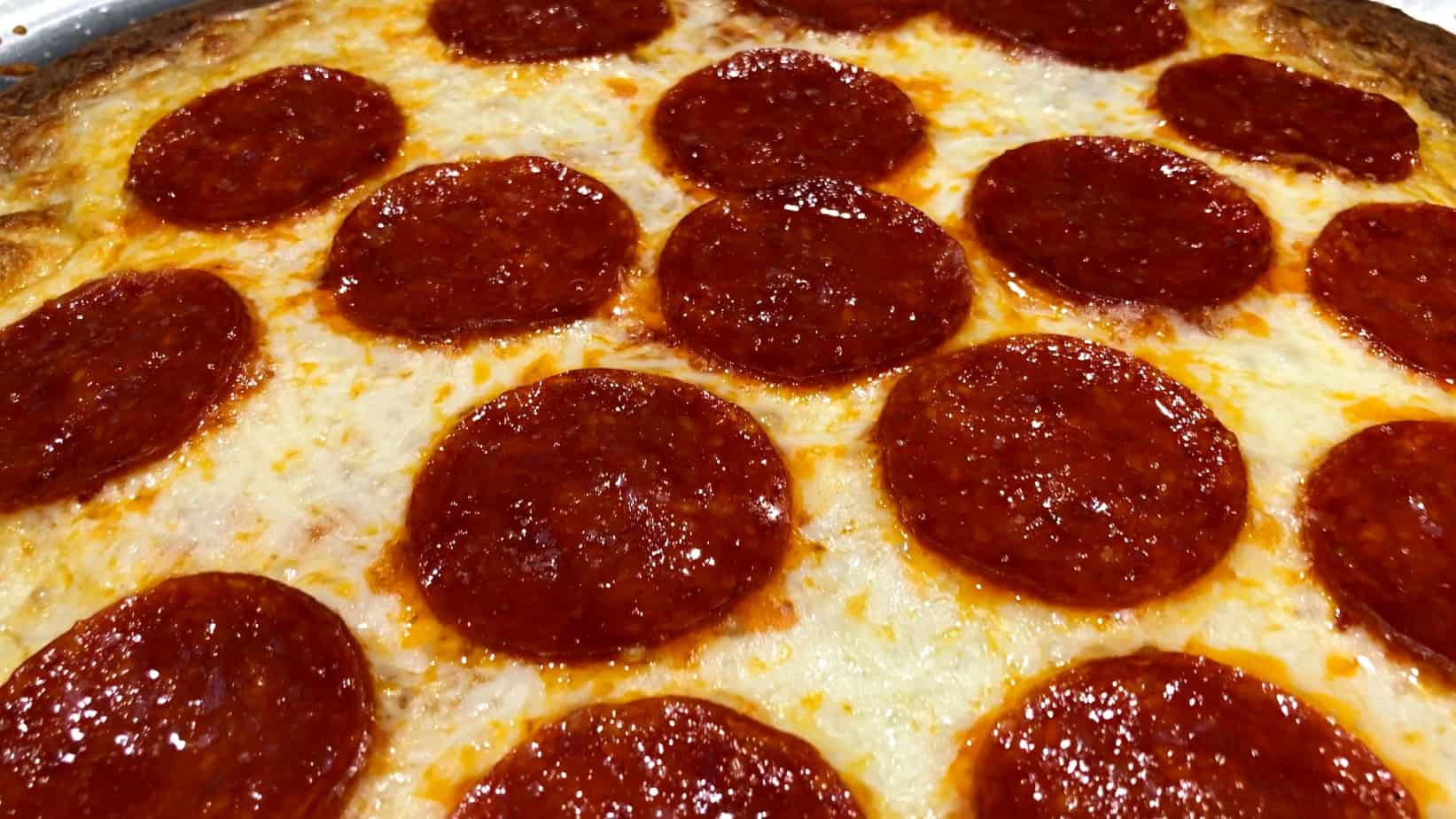 Keto Pepperoni Pizza
 Keto Pepperoni Pizza Recipe