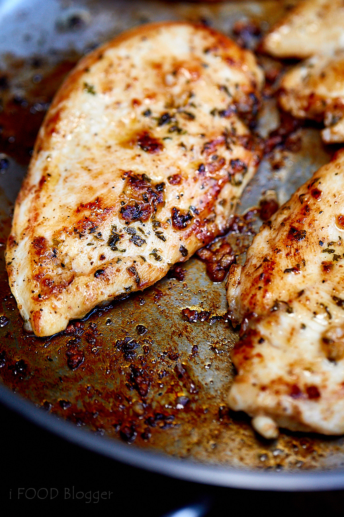 Pan Fried Chicken Recipe
 10 Minute Pan Fried Chicken Breast i FOOD Blogger