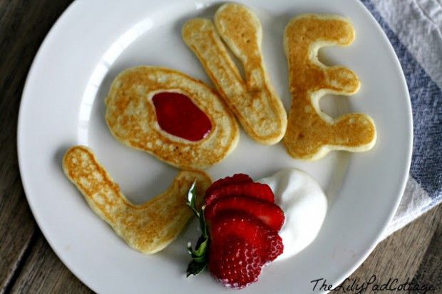 Valentine Day Breakfast Recipes
 16 Sweet and Easy Valentine’s Day Breakfast Recipes