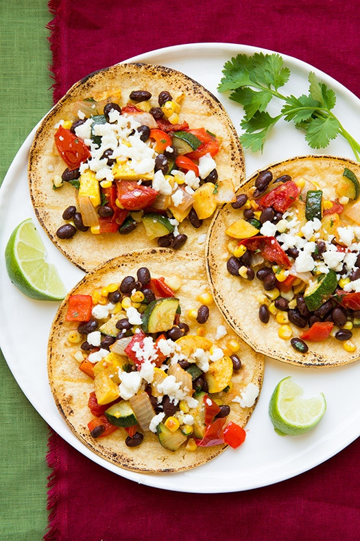 Vegan Taco Recipes
 Ve arian Tacos with Roasted Veggies & Black Beans