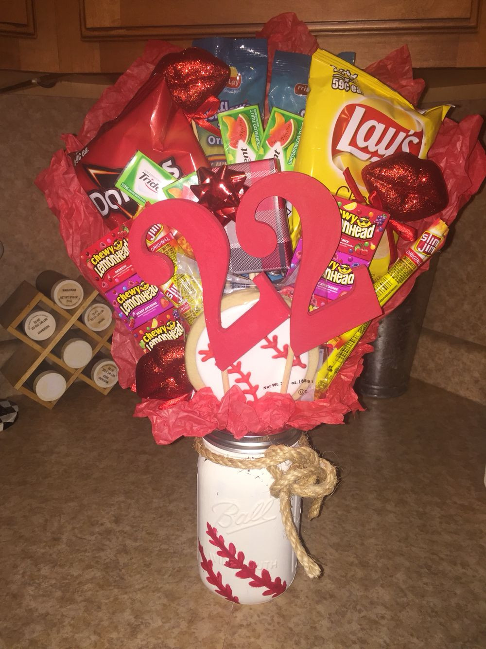 Boy Gift Ideas For Valentines
 Baseball DIY Valentine s Day bouquet for boyfriend