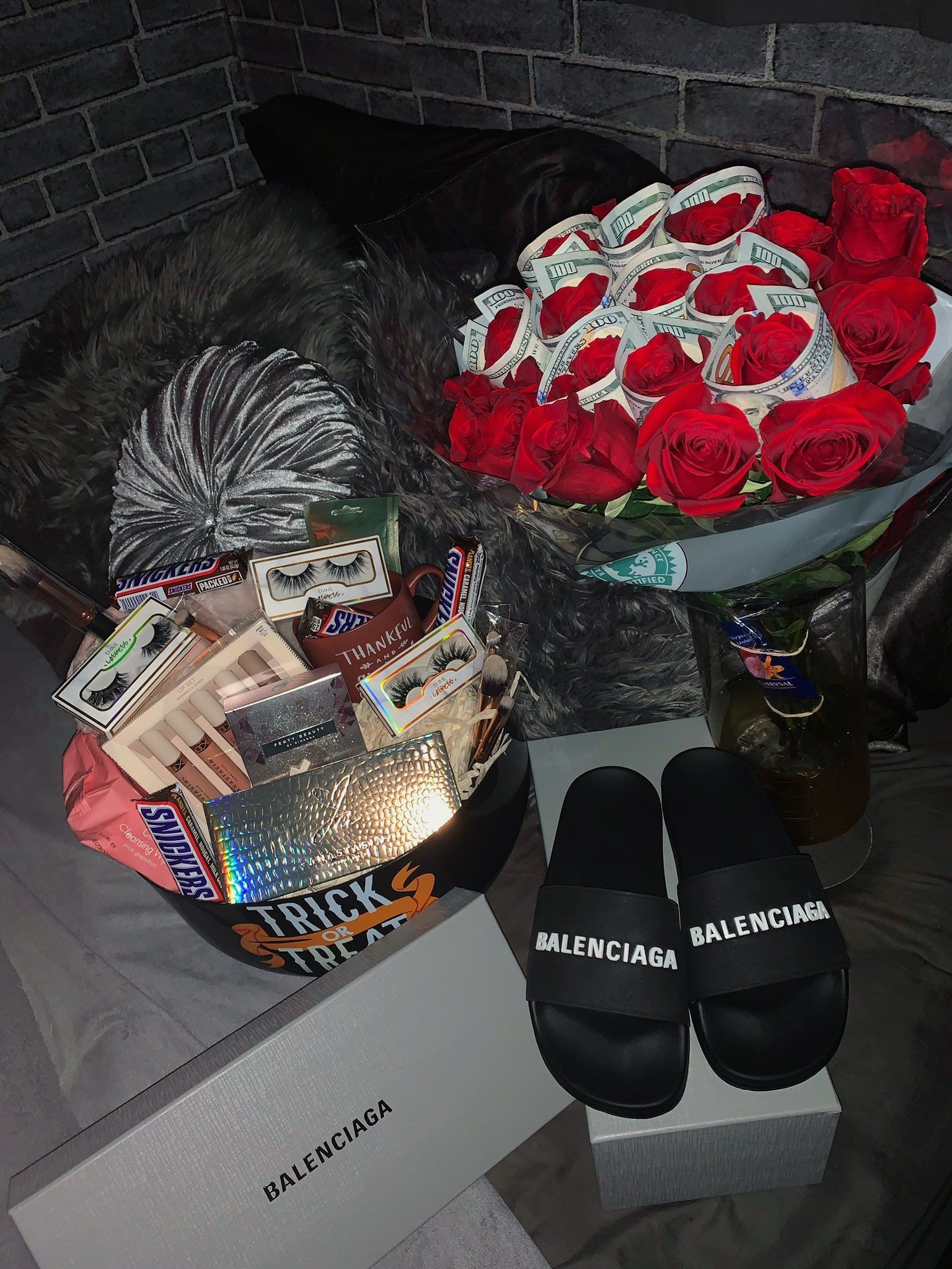 Gift Ideas For Boyfriend On Valentine
 Image by aaliyah martin on Fashion