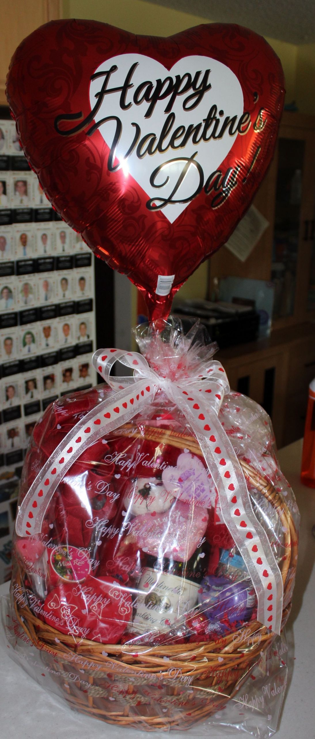 Gift Ideas For Valentines Day For Her
 47 How To Make A Valentine Gift Basket For Her Best Idea