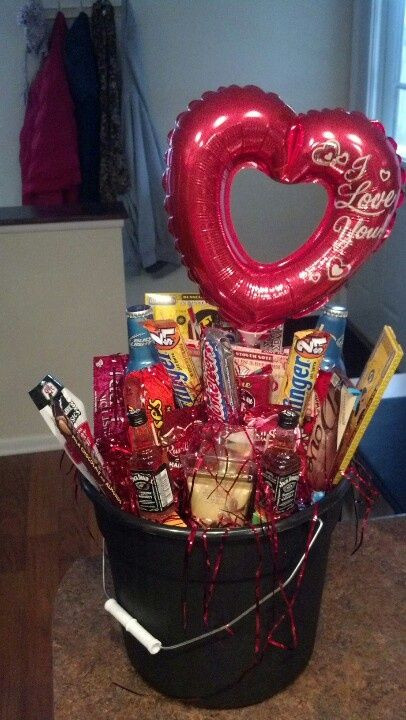 Manly Valentine Gift Ideas
 mens t basket idea for valentines day
