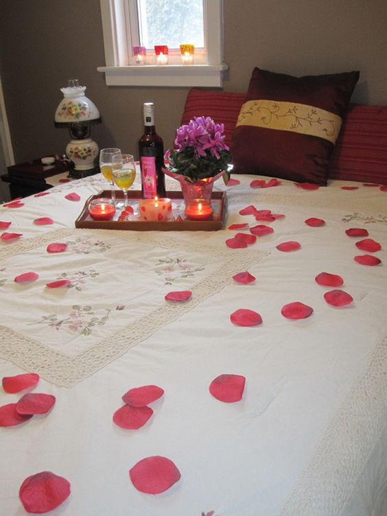 Romantic Bedroom Ideas For Valentines Day
 25 Romantic Bedroom Ideas for Valentine’s Day The Sleep