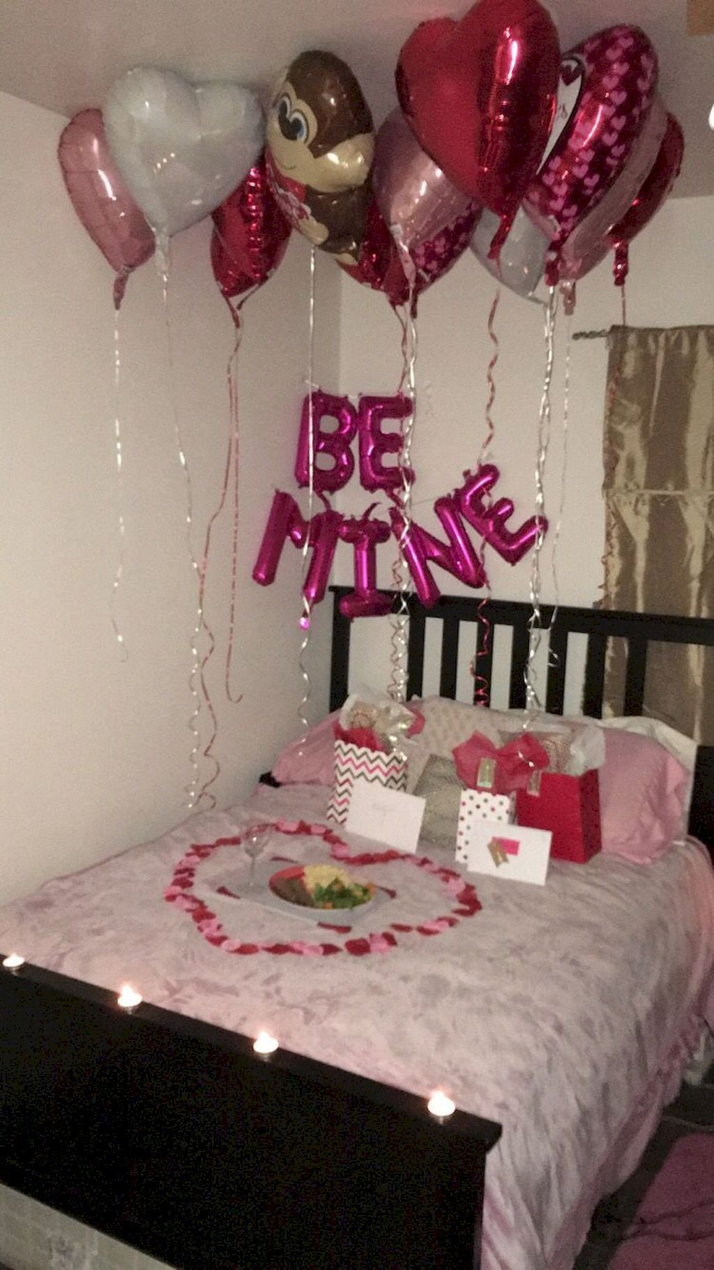 Romantic Valentines Day Ideas For Him
 40 Cute Romantic Valentines Bedroom Decor Ideas