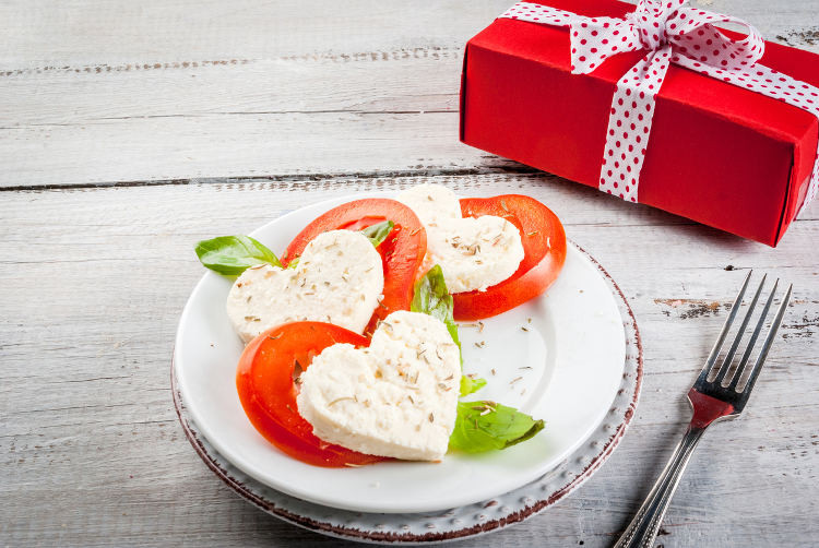 Valentine Food Gifts
 Valentine s Day Gifts for Her Surprise with Delicious