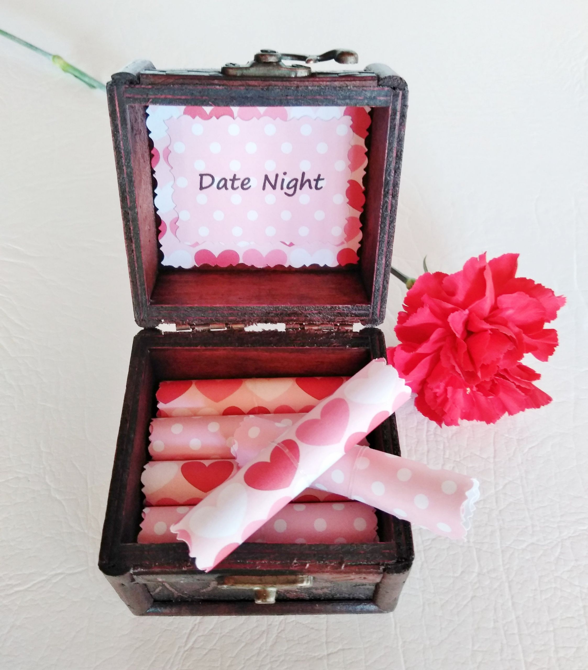 Valentine Gift Ideas For Her Malaysia
 Valentine Date Box 18 Romantic Date Night Ideas in a